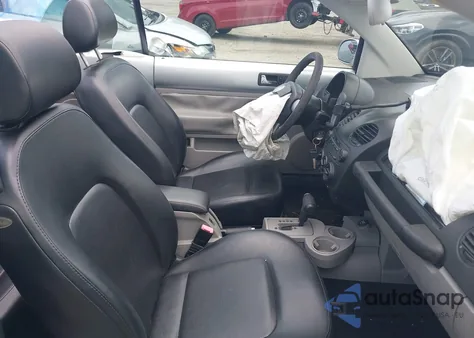 2003 Volkswagen New Beetle Gls z USA, uszkodzony, nr VIN 3VWCK21YX3M316253